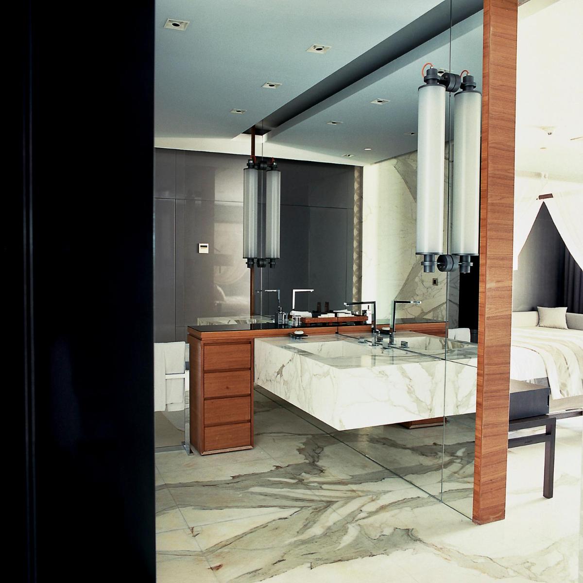 D Maris Bay