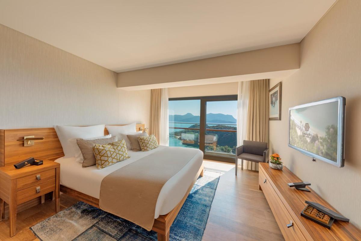 D Maris Bay