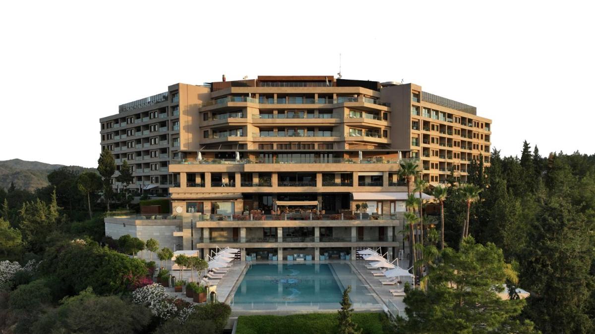 D Maris Bay