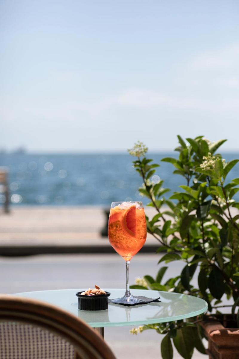 Daios Luxury Living