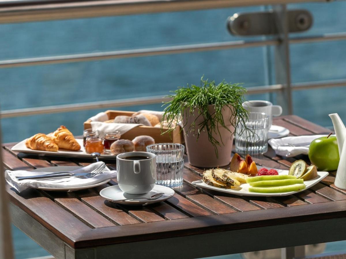 Daios Luxury Living