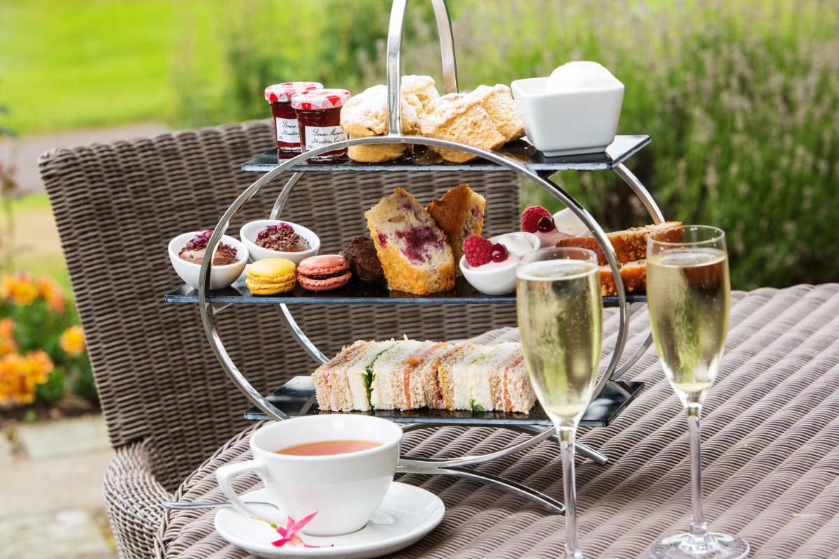 Dalmahoy Hotel & Country Club