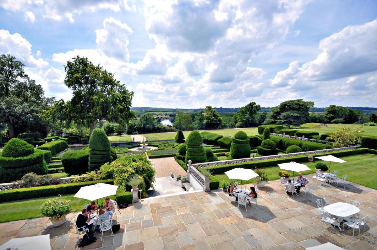 Danesfield House Hotel And Spa