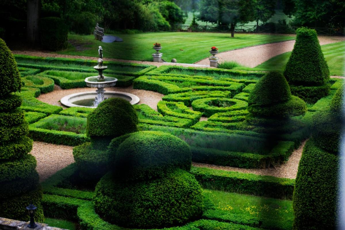 Danesfield House Hotel And Spa