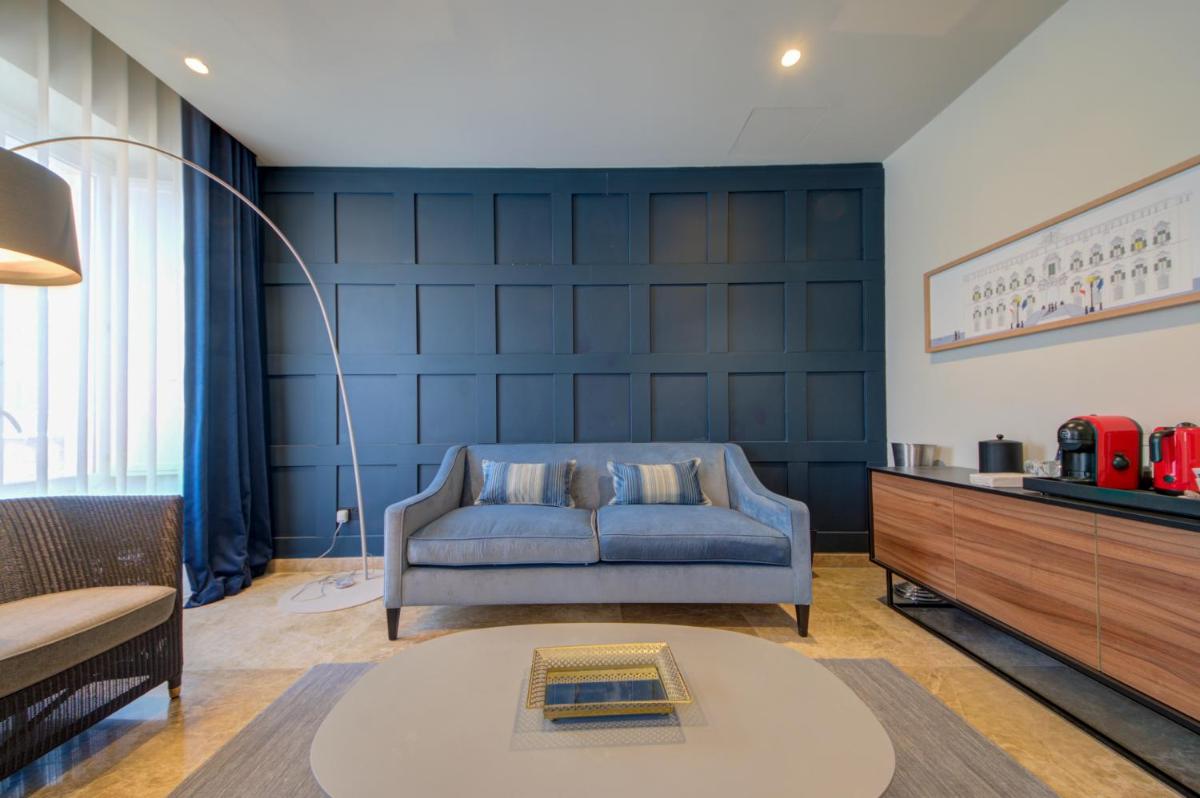 The Manoel Hotel