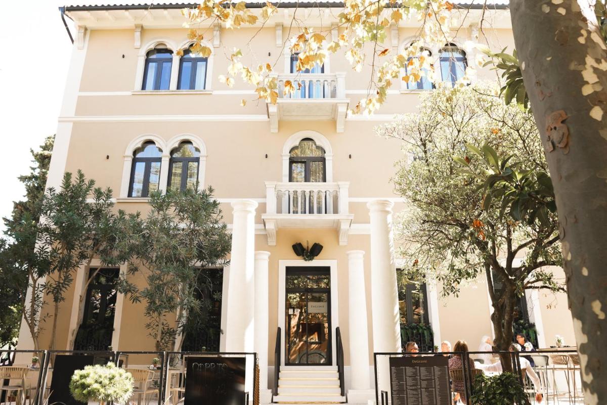 DeGrassi Boutique Garni Hotel Izola