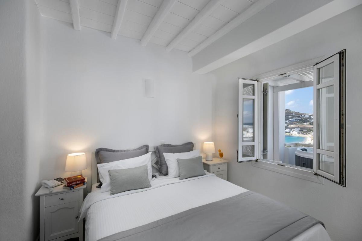 Deliades Hotel