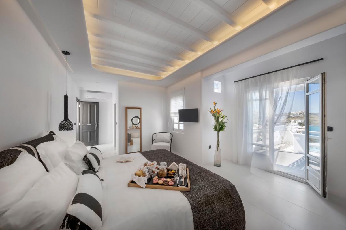 Deliades Hotel
