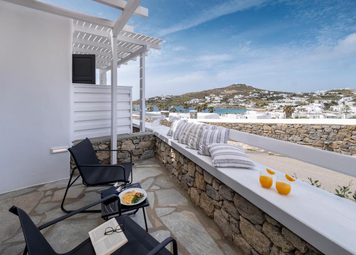 Deliades Hotel