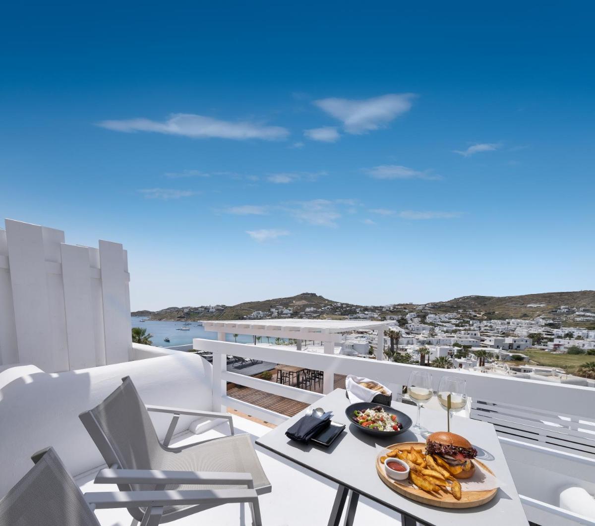 Deliades Hotel