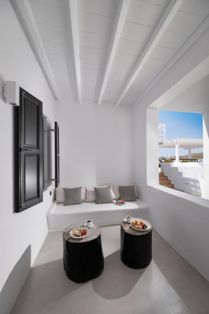 Deliades Hotel