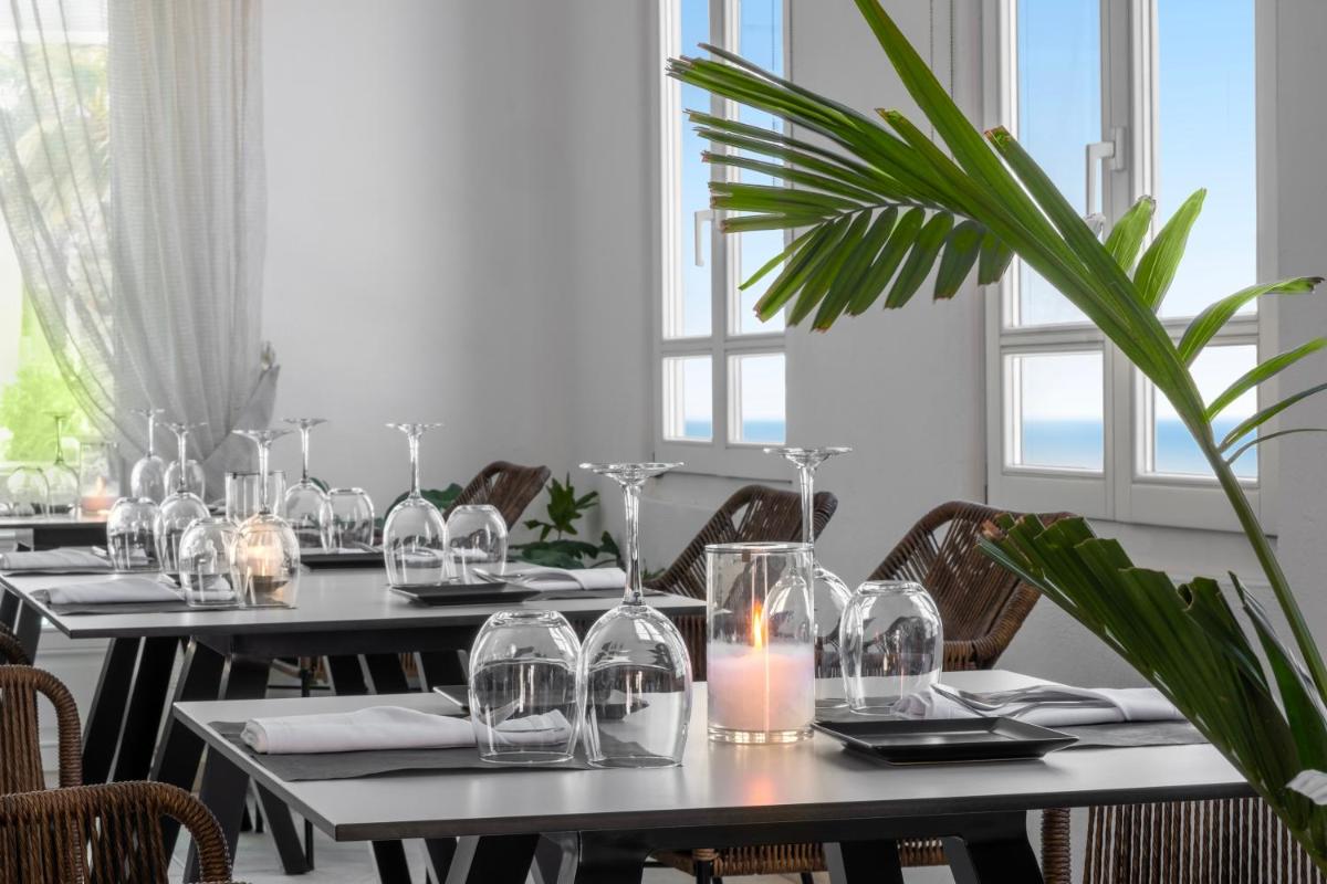 Deliades Hotel