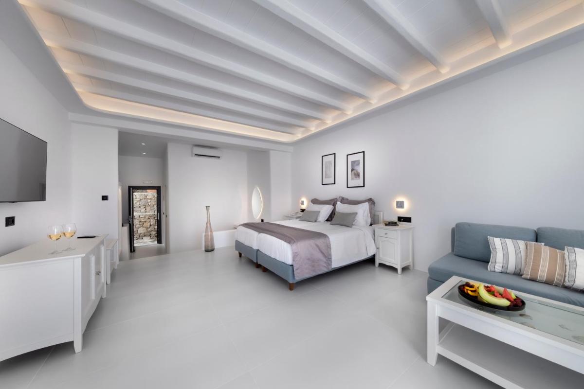 Deliades Hotel