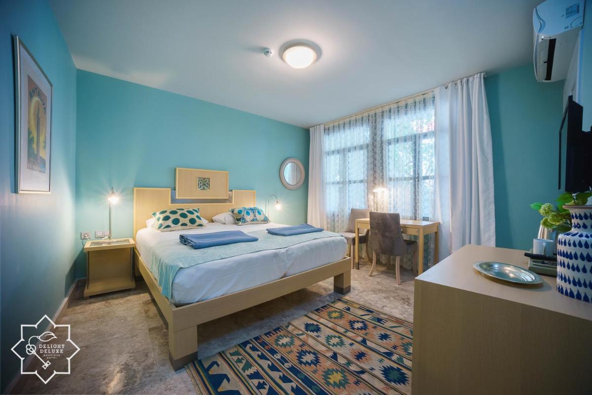 Delight Deluxe Hotel