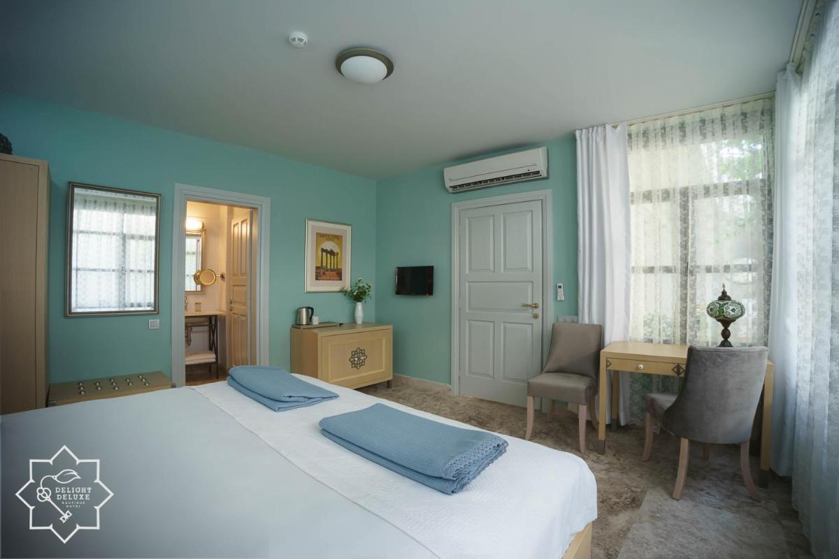 Delight Deluxe Hotel