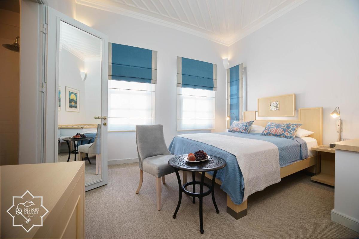 Delight Deluxe Hotel