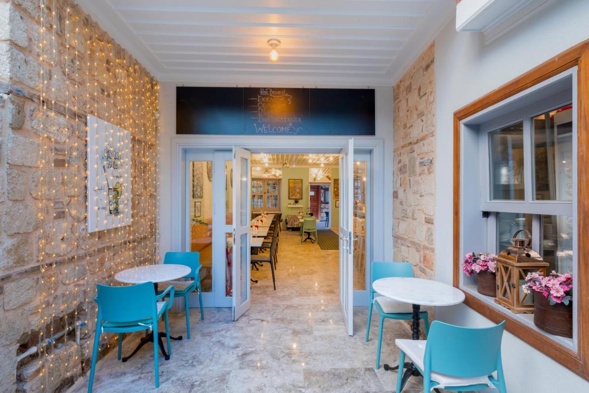 Delight Deluxe Hotel