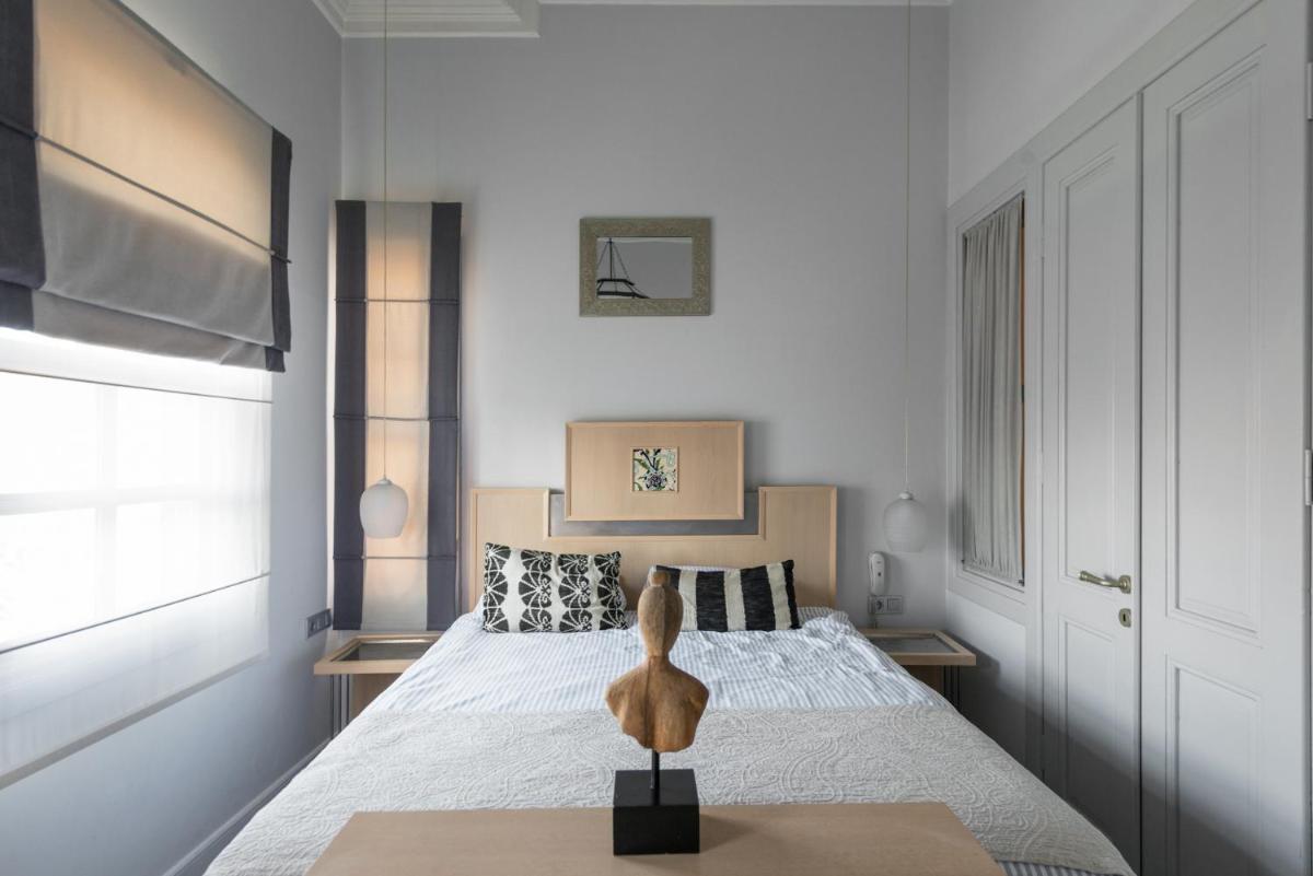 Delight Deluxe Hotel