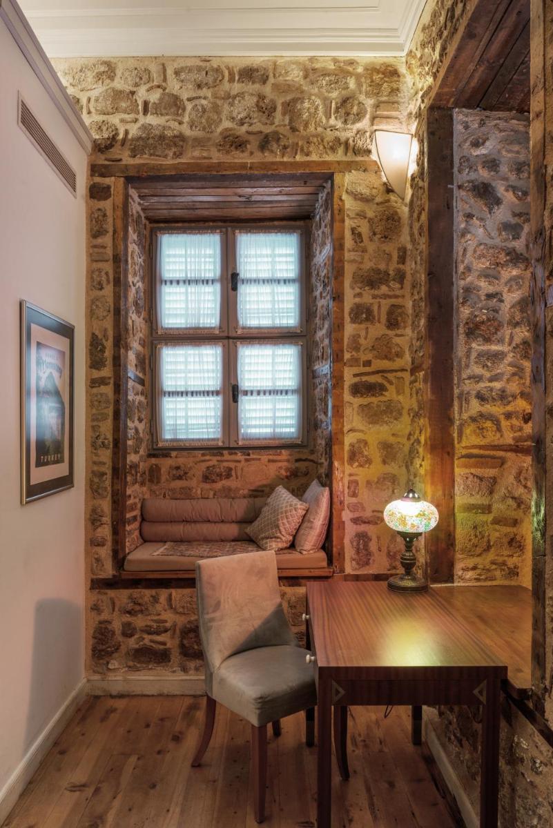 Delight Deluxe Hotel