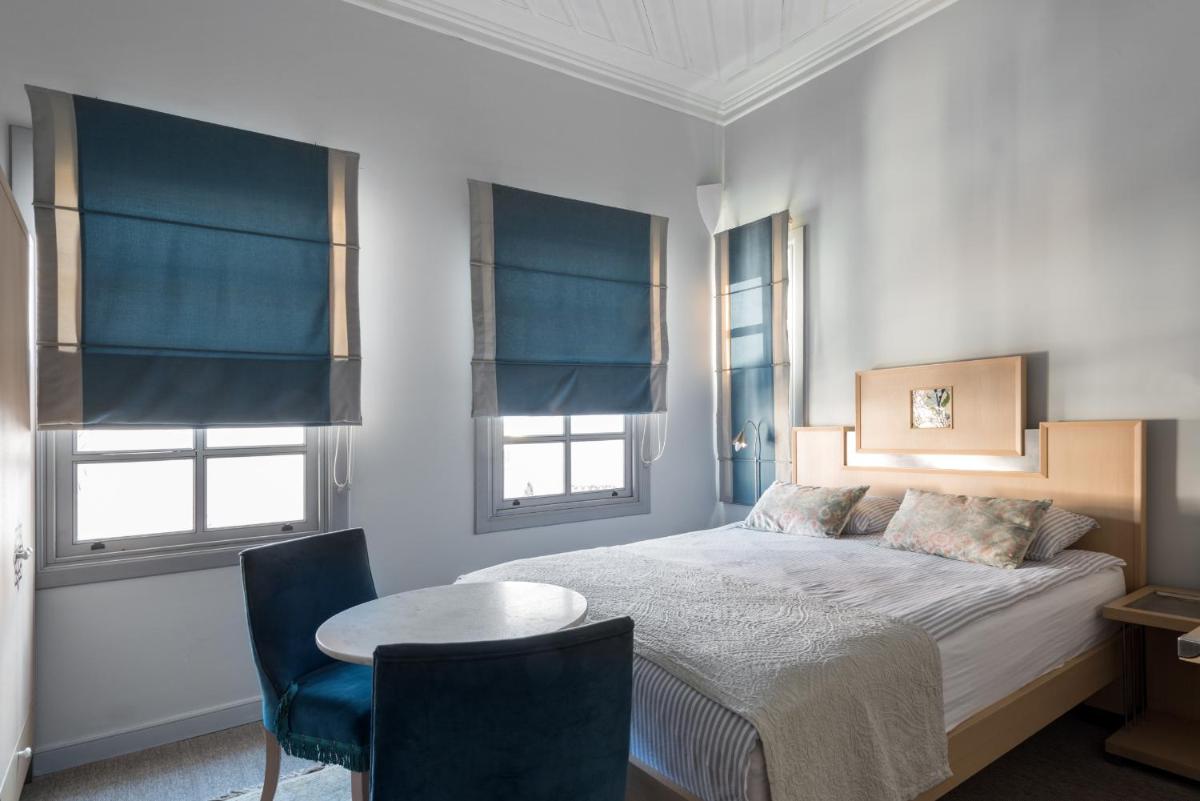 Delight Deluxe Hotel