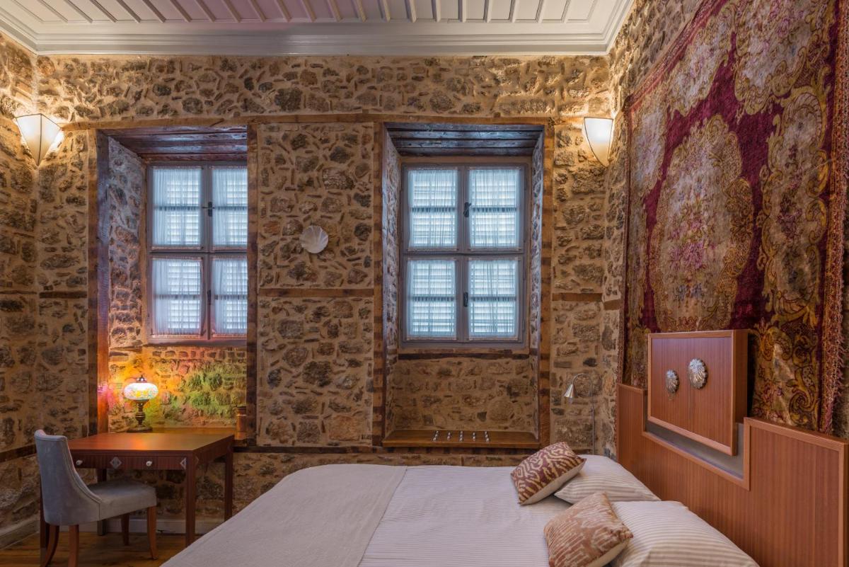 Delight Deluxe Hotel