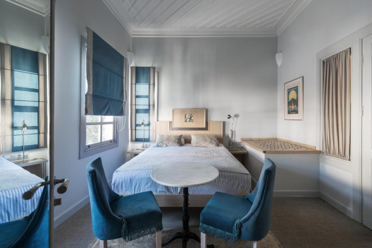 Delight Deluxe Hotel