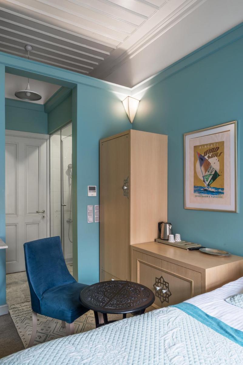 Delight Deluxe Hotel