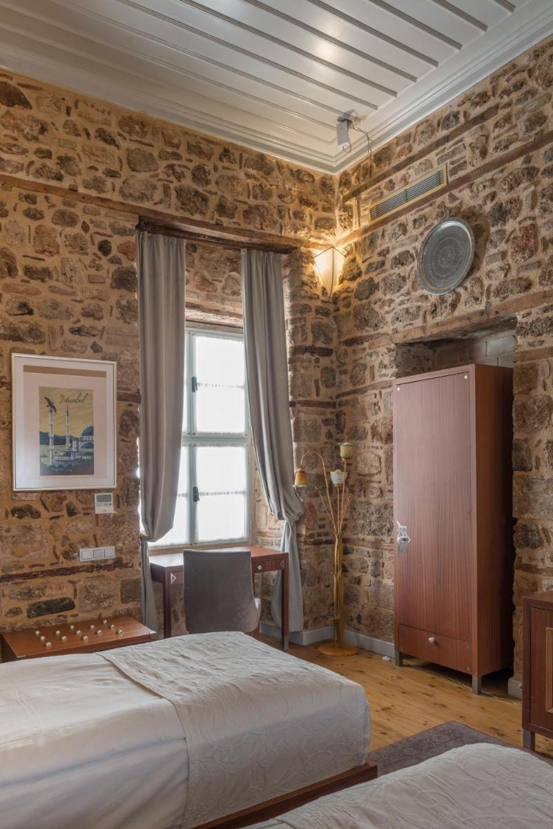 Delight Deluxe Hotel