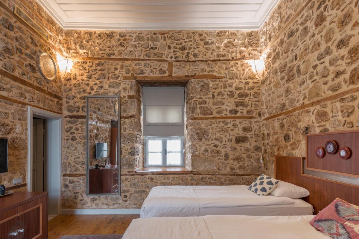 Delight Deluxe Hotel