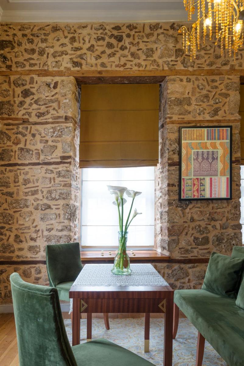 Delight Deluxe Hotel