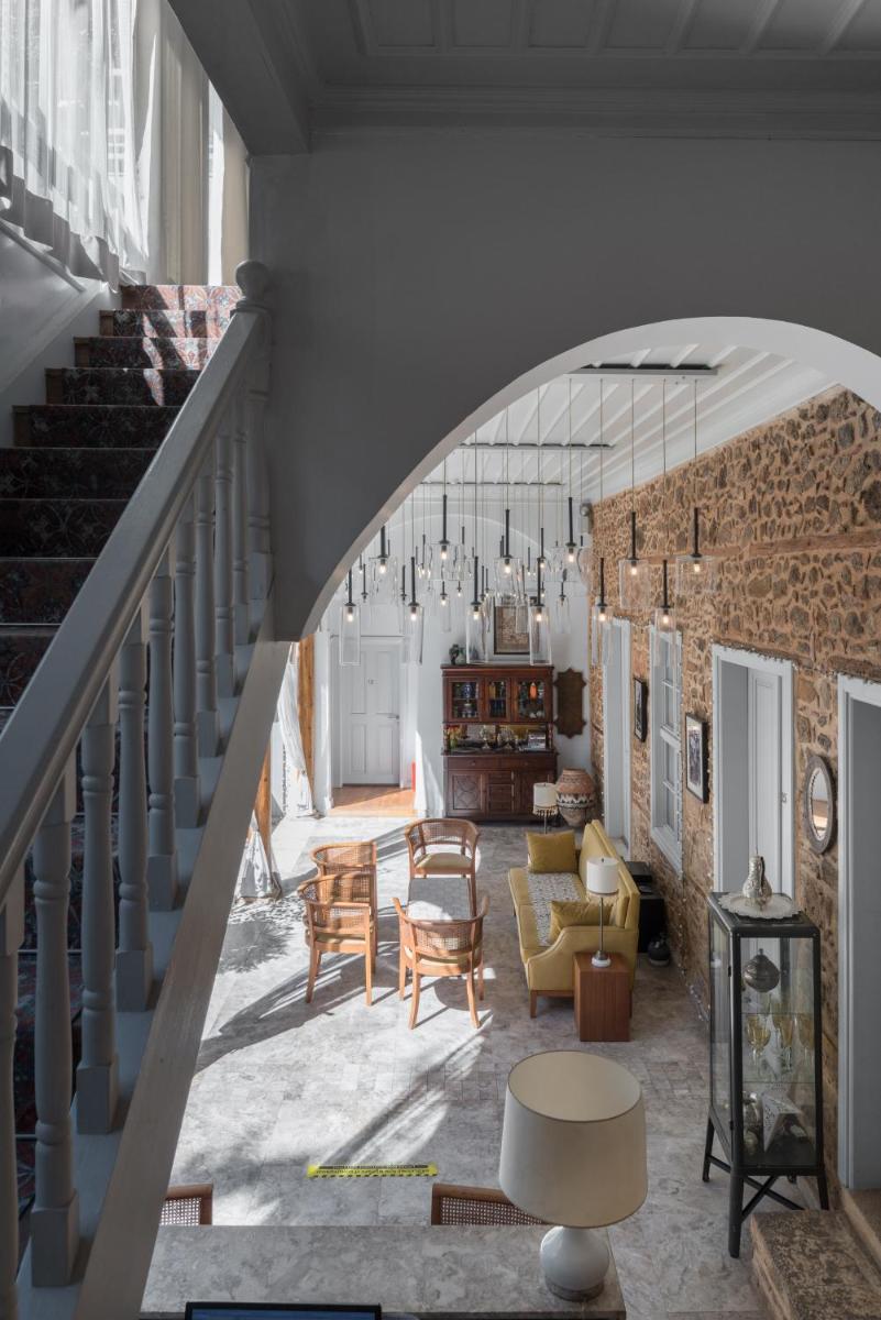 Delight Deluxe Hotel