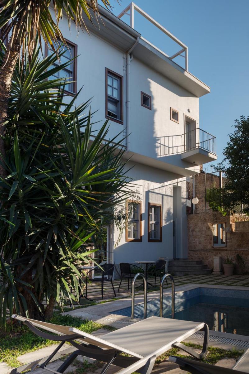 Delight Deluxe Hotel