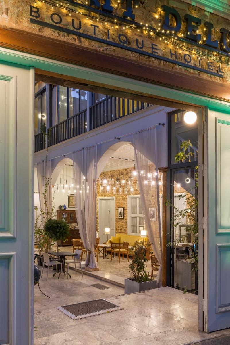 Delight Deluxe Hotel