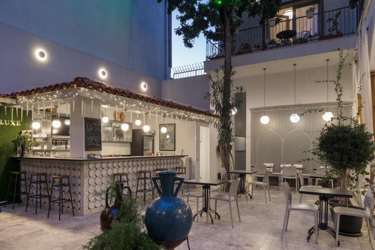 Delight Deluxe Hotel