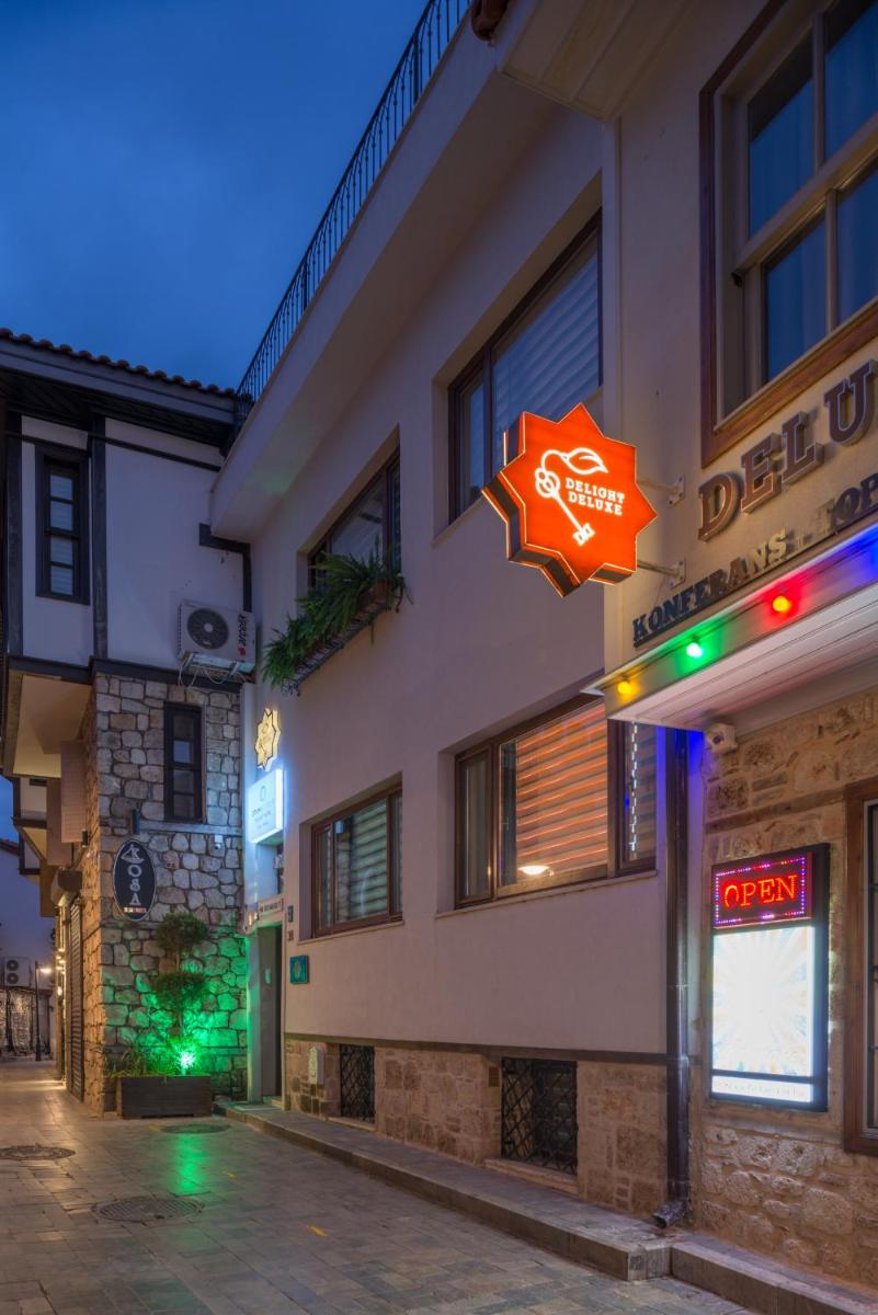 Delight Deluxe Hotel