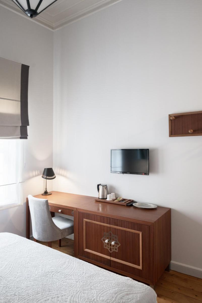 Delight Deluxe Hotel
