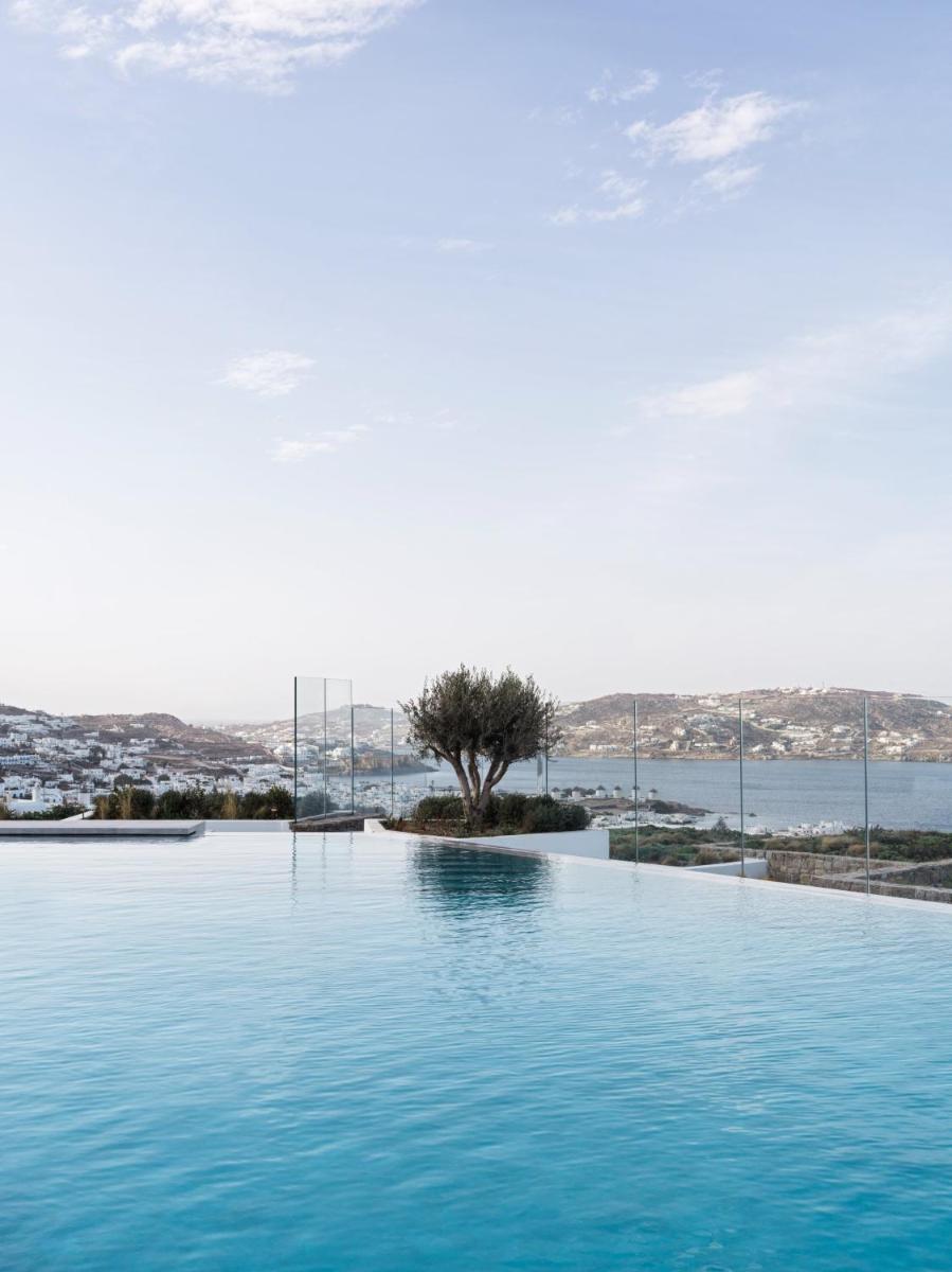 Deos Mykonos - A Myconian Collection Hotel