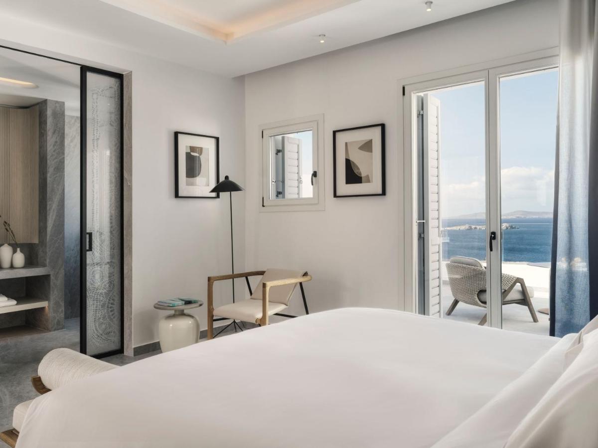 Deos Mykonos - A Myconian Collection Hotel