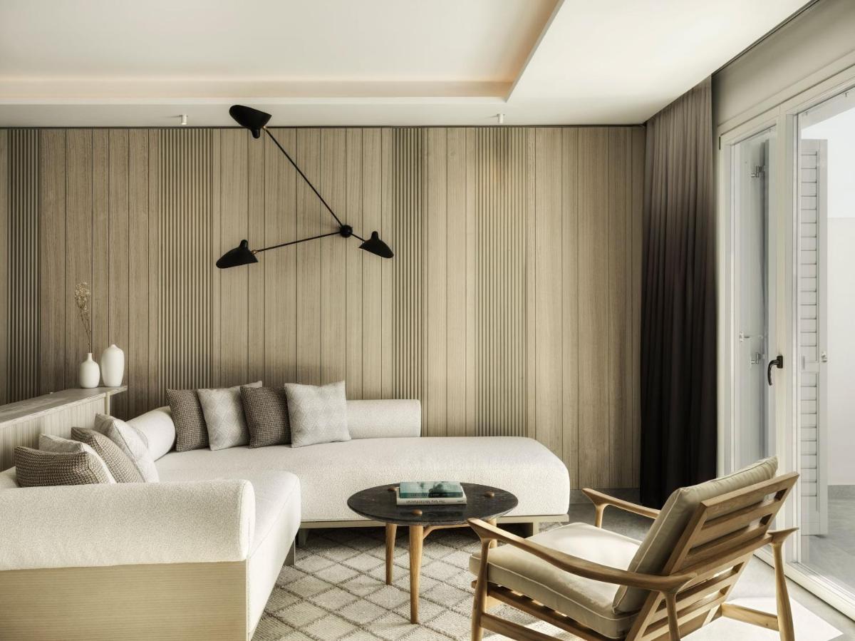 Deos Mykonos - A Myconian Collection Hotel