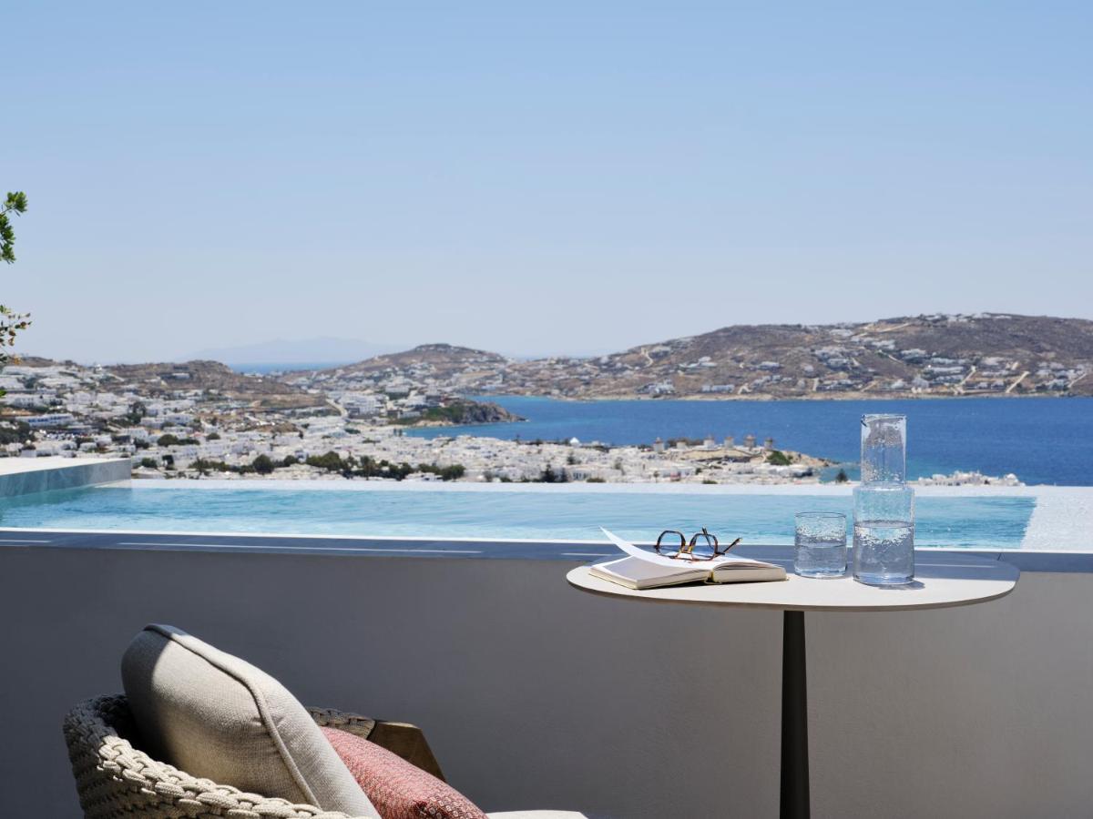 Deos Mykonos - A Myconian Collection Hotel