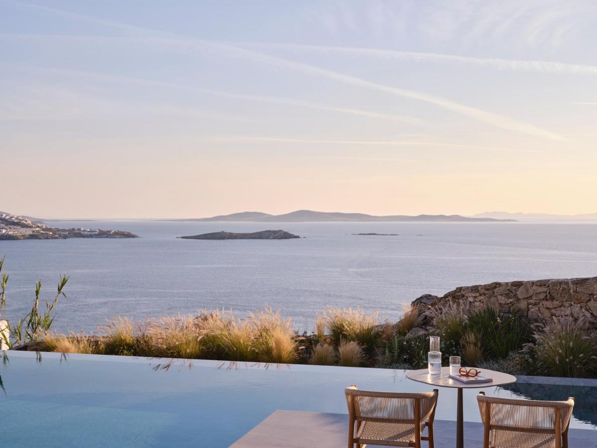 Deos Mykonos - A Myconian Collection Hotel