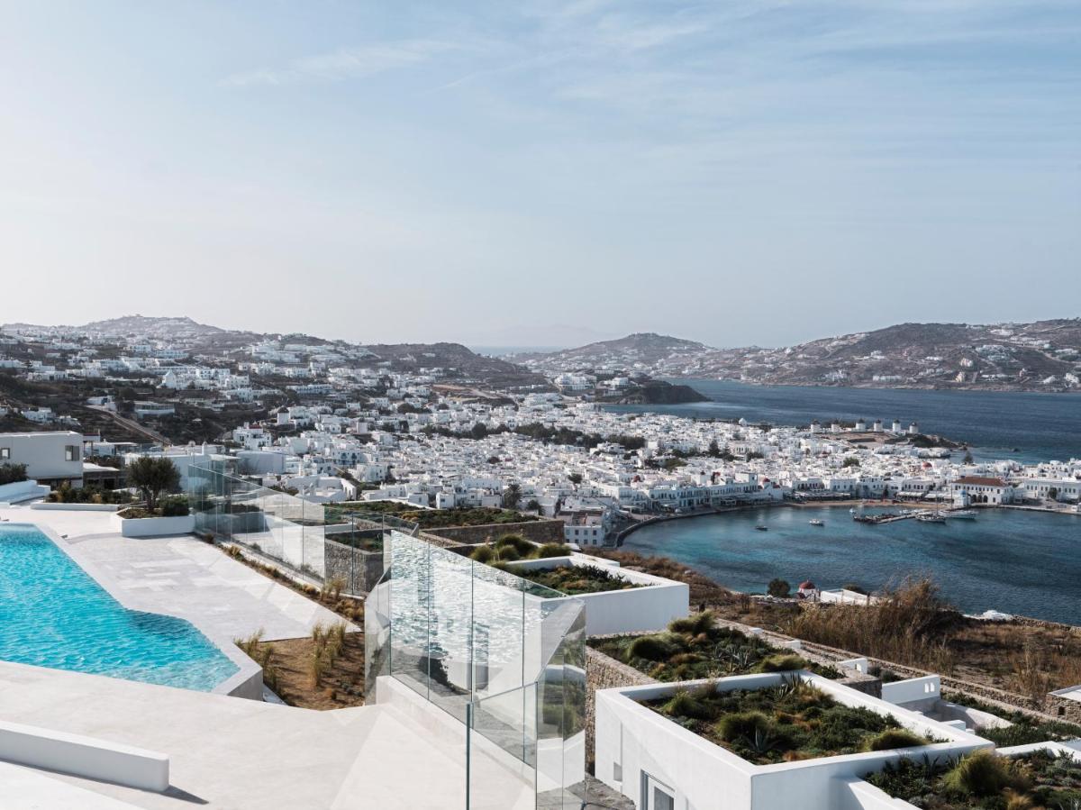 Deos Mykonos - A Myconian Collection Hotel