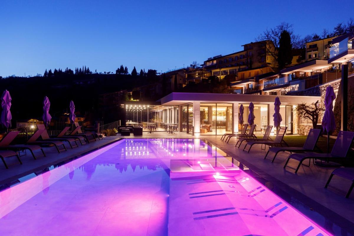 Deville & Spa