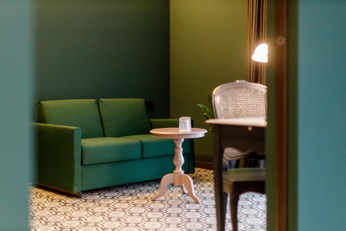 Deville & Spa