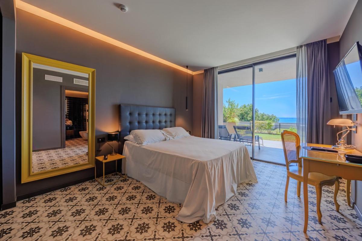 Deville & Spa