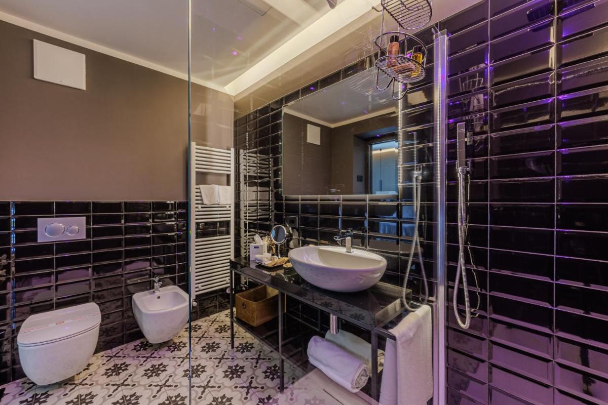 Deville & Spa
