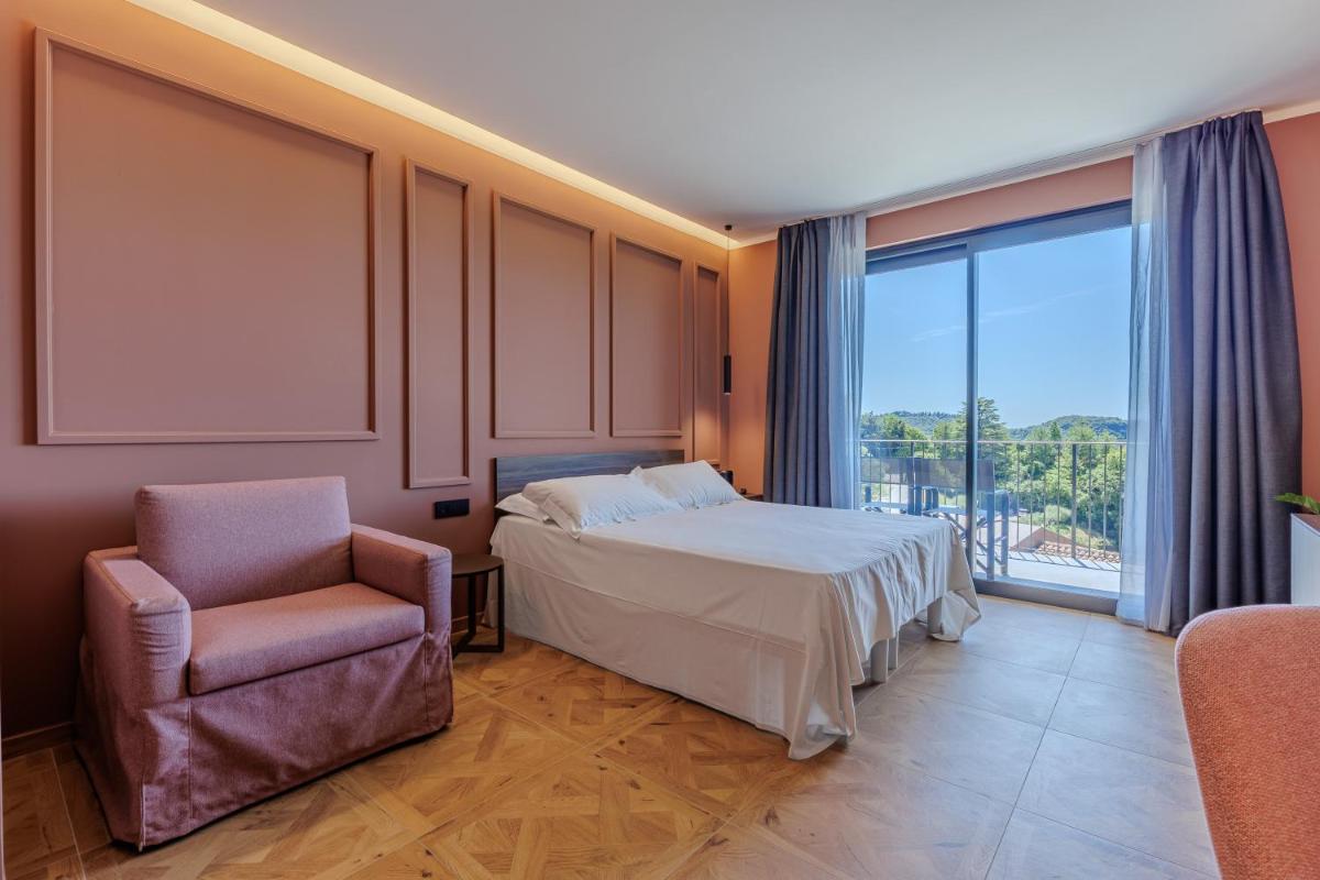 Deville & Spa