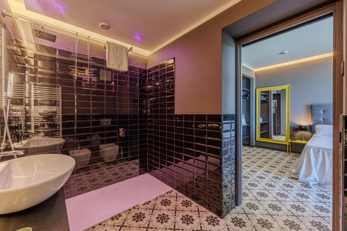 Deville & Spa