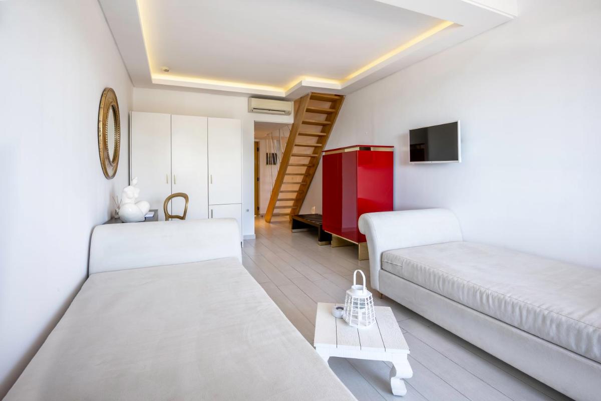 Diamond Deluxe Hotel - Adults Only