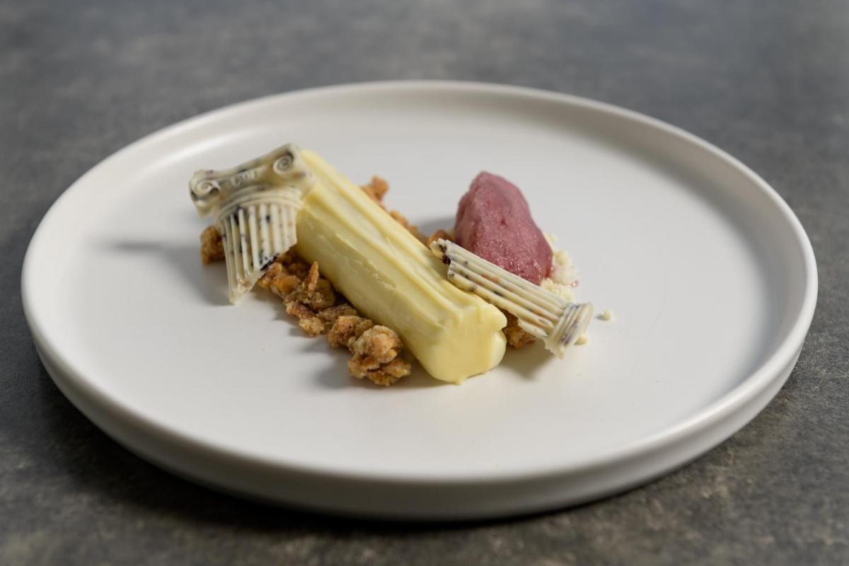 Diamond Deluxe Hotel - Adults Only